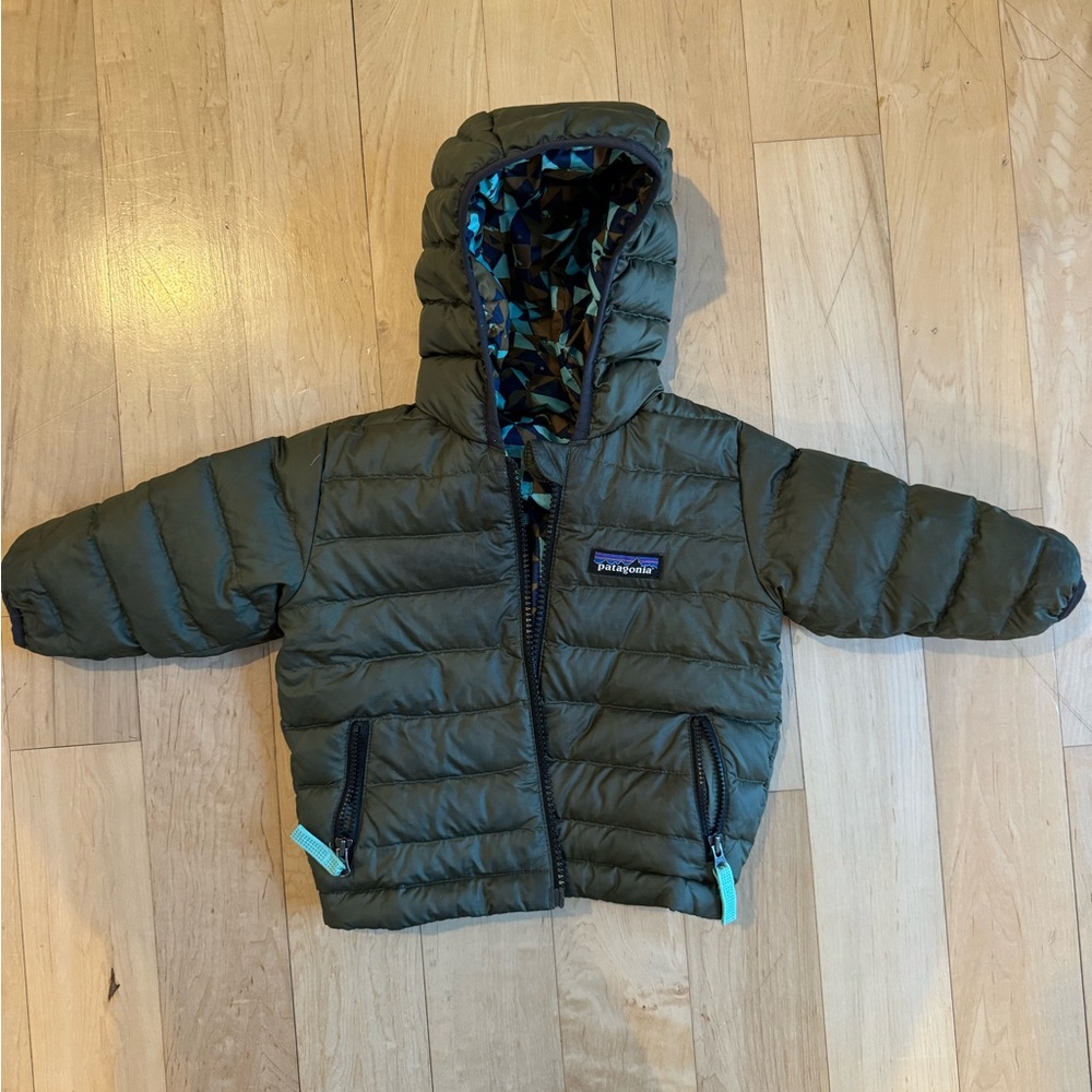 Patagonia infant reversible down jacket 3-6 months